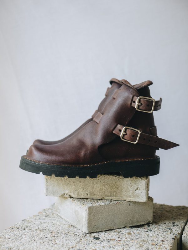 rof-style brown leather boots